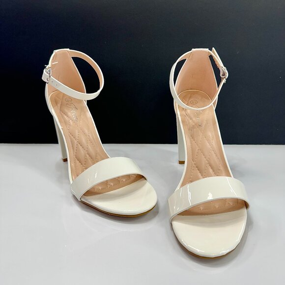 Forever White Block Heels Size 8.5 NIB - Picture 2 of 12